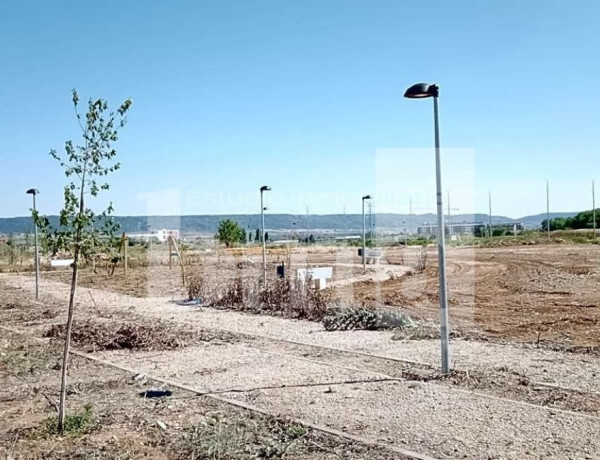 Terreno en venta en calle Hurtado de Mendoza