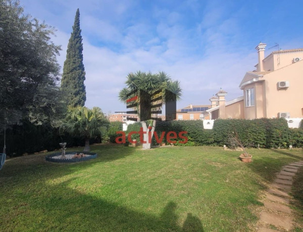 Alquiler de Casa o chalet independiente en calle Cerro Gordo