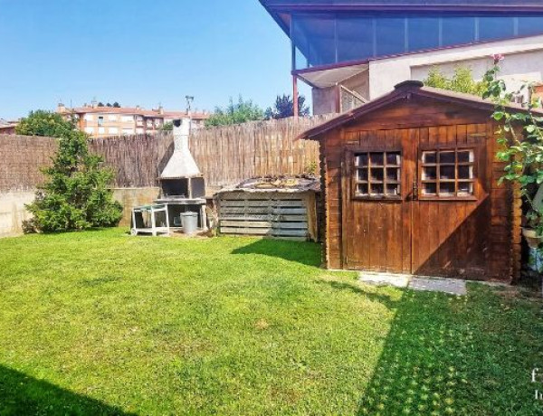 Chalet pareado en venta en Navarrete