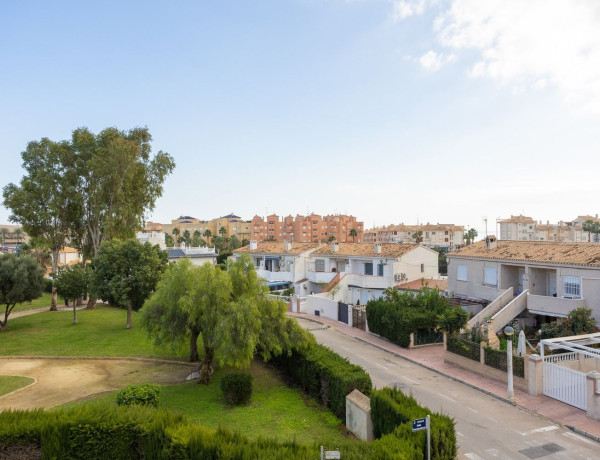 Piso en venta en calle Isla Conejera