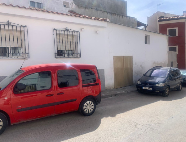 Casa o chalet independiente en venta en calle Pernalera, 25