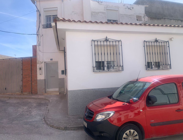 Casa o chalet independiente en venta en calle Pernalera, 25