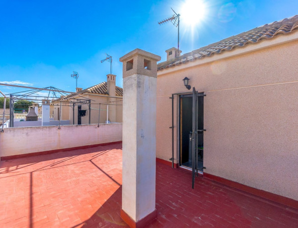 Chalet adosado en venta en calle la Sagra