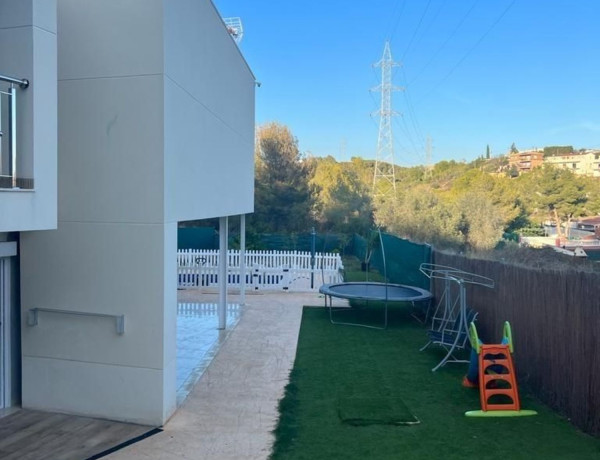 Casa o chalet independiente en venta en Nucli Urbà