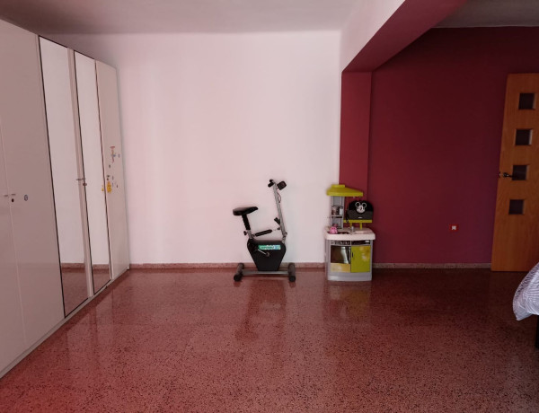 Piso en venta en calle Palancia