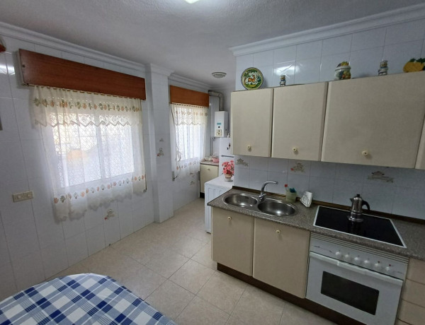 Piso en venta en calle Trigueros, 25