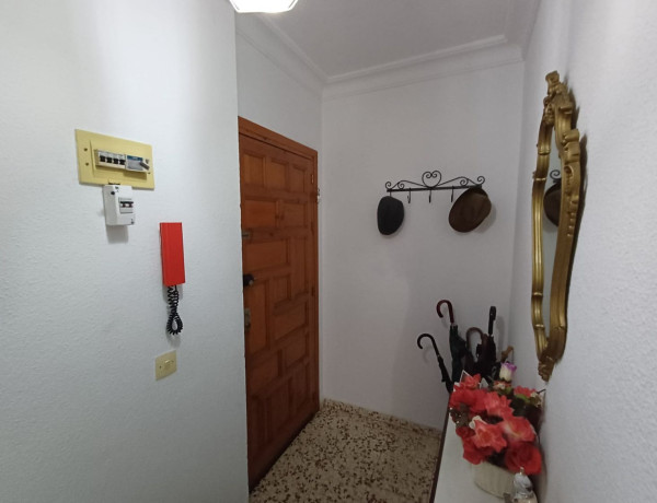 Piso en venta en calle Trigueros, 25