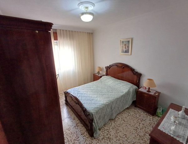 Piso en venta en calle Trigueros, 25