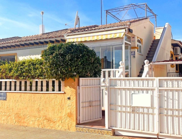 Chalet pareado en venta en Lomas de Cabo Roig-Los Dolses