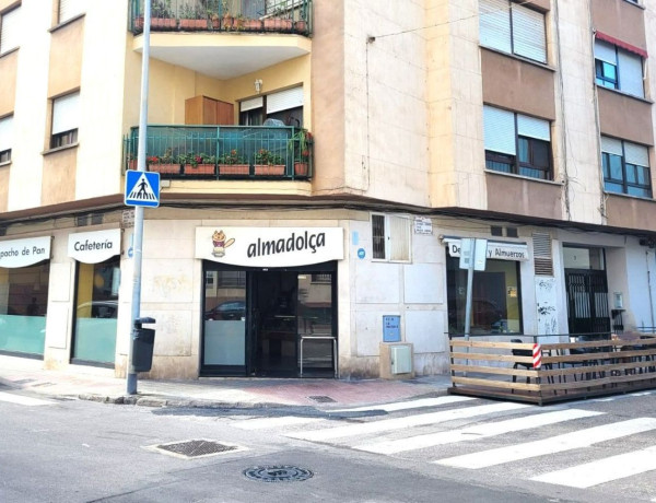 Alquiler de Local en calle d'Amali Gimeno