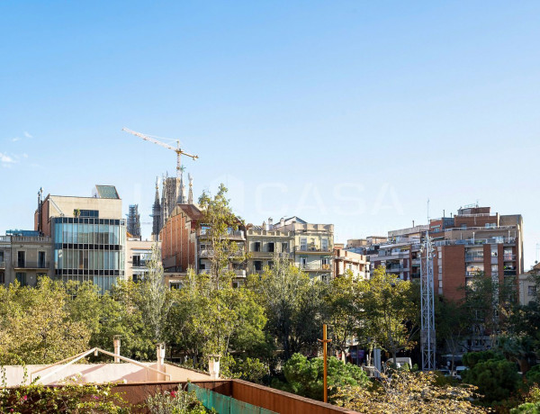 Piso en venta en La Sagrada Família