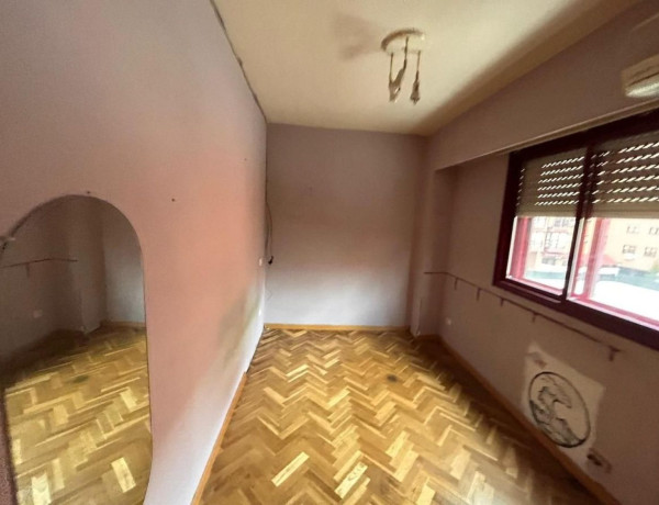 Piso en venta en calle Rutilo, 5