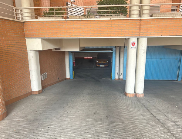 Garaje en venta en calle Ramón Rubial