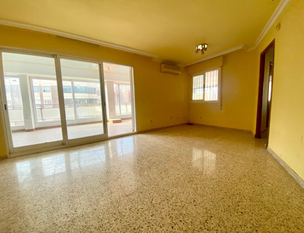 Piso en venta en calle Italia