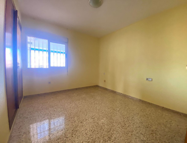 Piso en venta en calle Italia