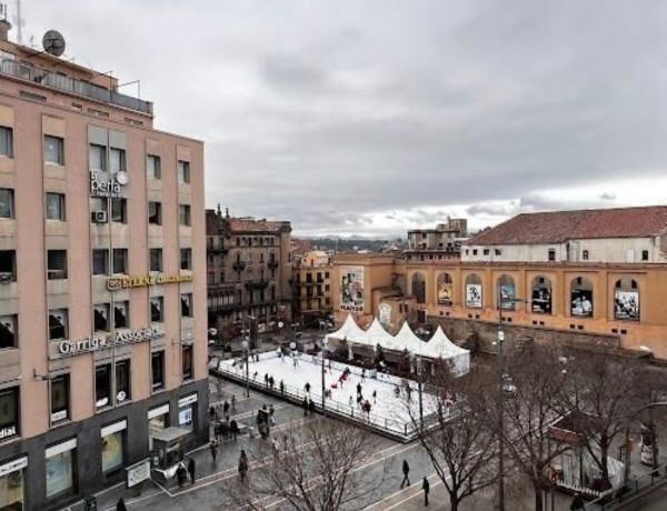 Alquiler de Oficina en Centre - Passeig i Rodalies