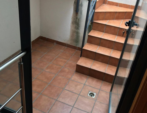 Chalet adosado en venta en calle San Vicente, 14