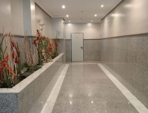 Piso en venta en calle clavel, 24