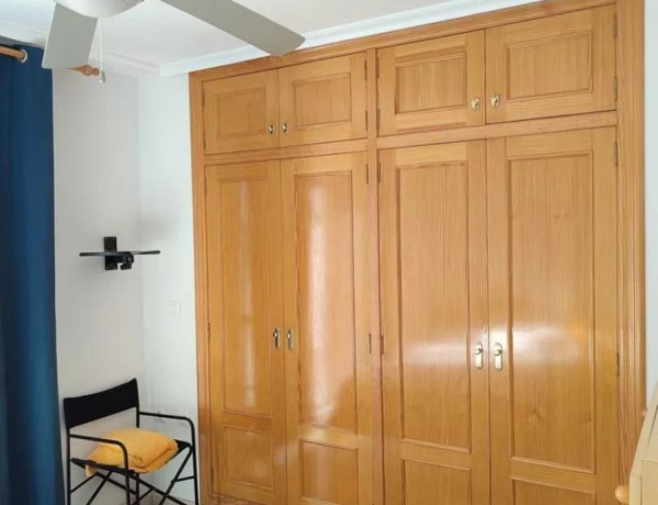 Chalet adosado en venta en calle Pintor Nicolau