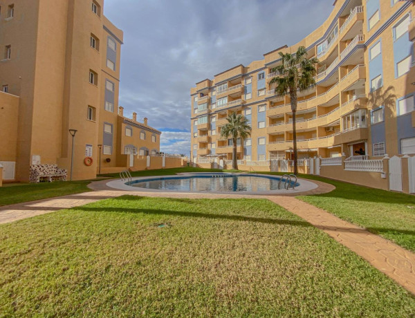 Chalet pareado en venta en Arenales del Sol