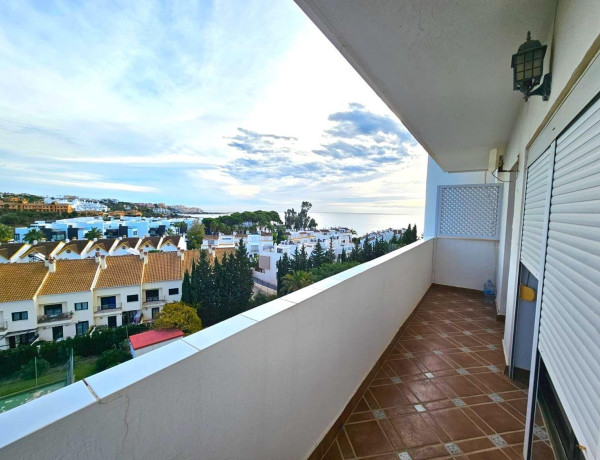 Piso en venta en Urb. Bahia De Estepona, Guadalobón