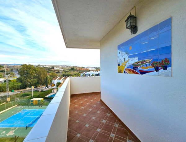 Piso en venta en Urb. Bahia De Estepona, Guadalobón