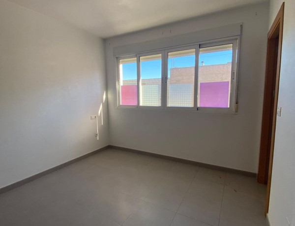 Chalet pareado en venta en San Benito-Patiño