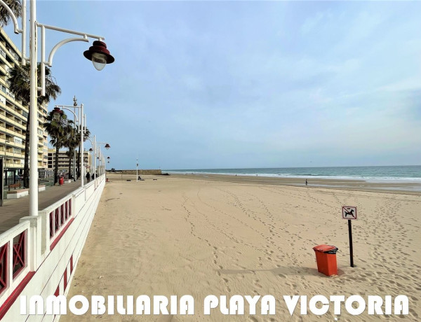 Piso en venta en Playa Victoria - Paseo Marítimo