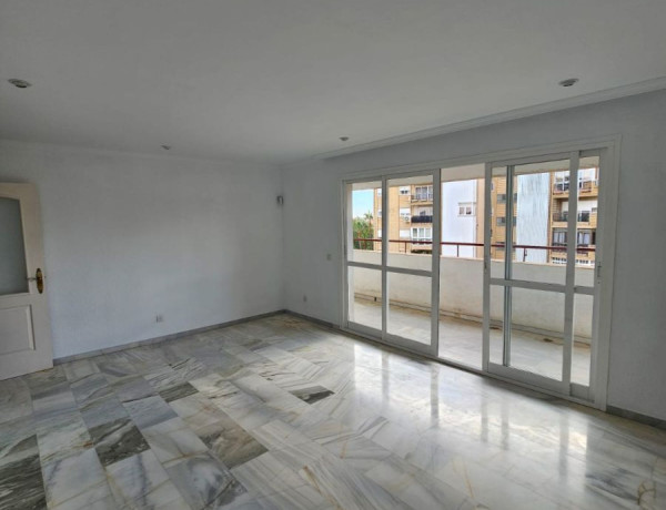 Piso en venta en avenida Santa Rosa de Lima, 1