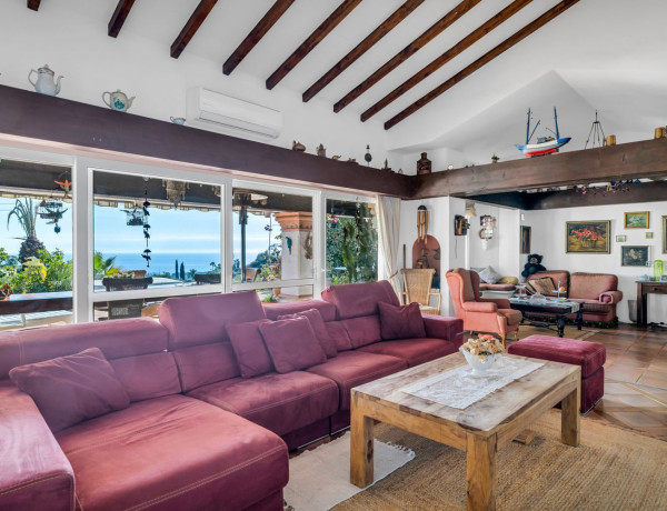 Casa o chalet independiente en venta en La Concha-Resina Golf