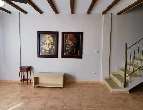 Chalet adosado en venta en Av. Carabasi, 9