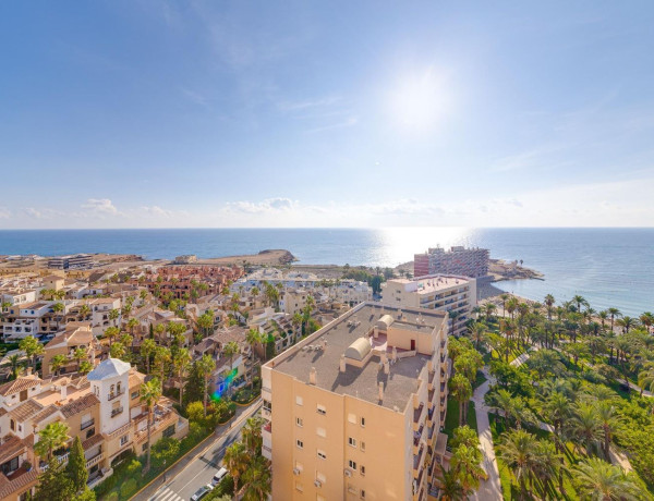 Piso en venta en Playa de los Locos