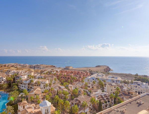 Piso en venta en Playa de los Locos