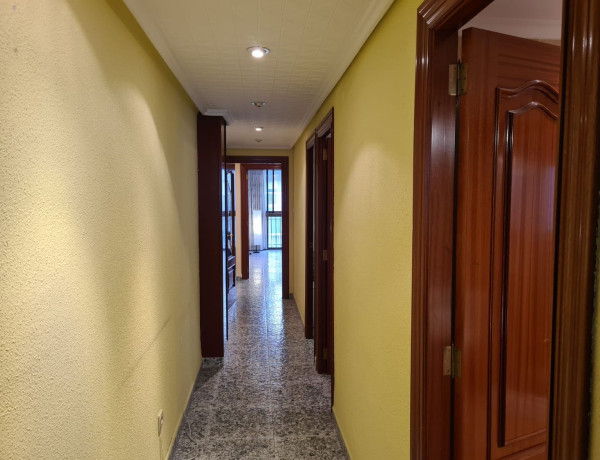 Piso en venta en calle Leandro de Saralegui