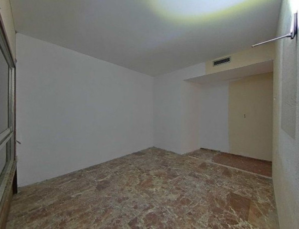 Piso en venta en calle Coredera