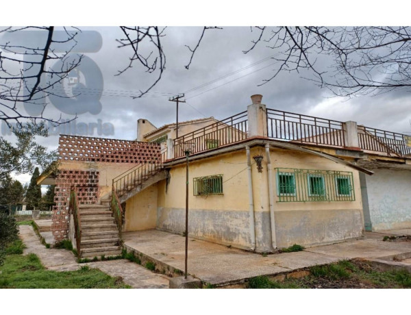 Casa o chalet independiente en venta en calle Casería
