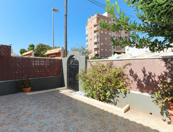 Chalet adosado en venta en Nueva Torrevieja