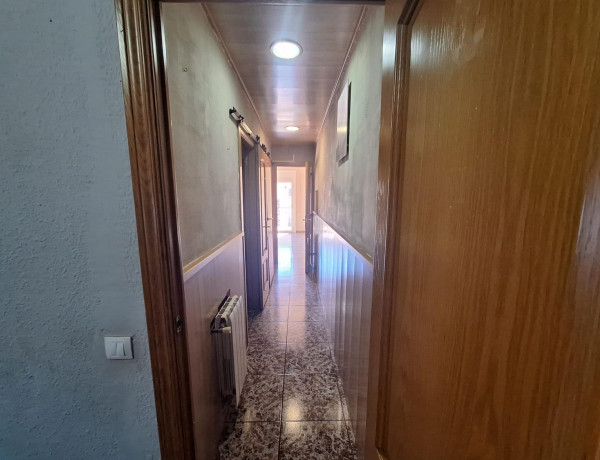 Piso en venta en Poble - Casc Antic