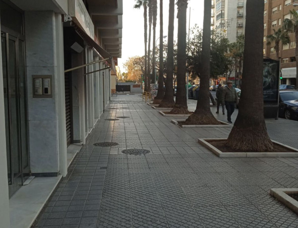 Garaje en venta en avenida Andalucía