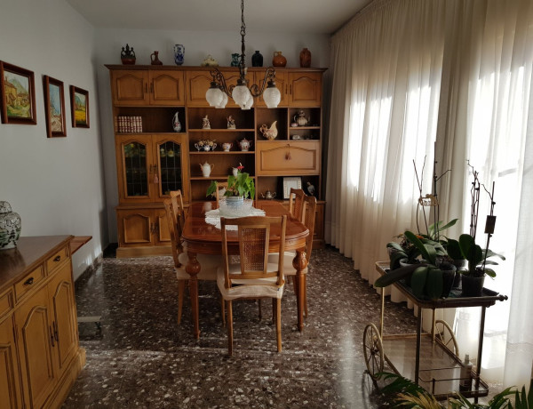 Casa o chalet independiente en venta en La Plana - Bellsoleig