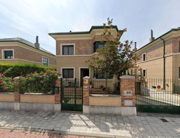 Casa o chalet independiente en venta en Covaresa - Parque Alameda