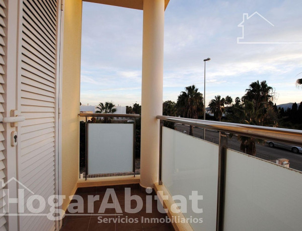 Chalet adosado en venta en Platja de Oliva