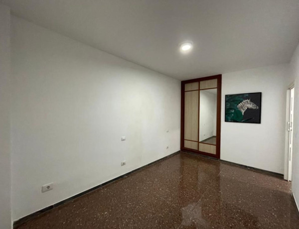 Piso en venta en Mas de Gaminde, 38