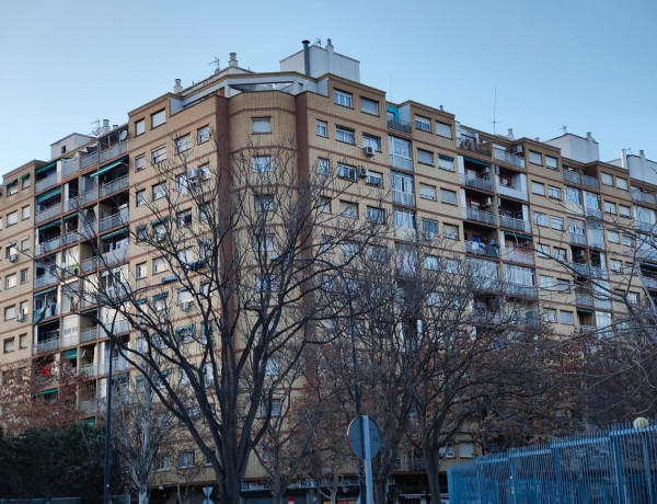 Piso en venta en calle de Demetrio Galán Bergua