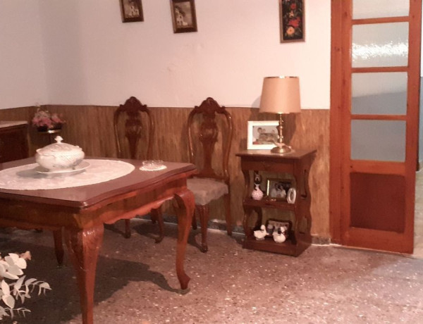 Casa de pueblo en venta en calle Doctor Juan López