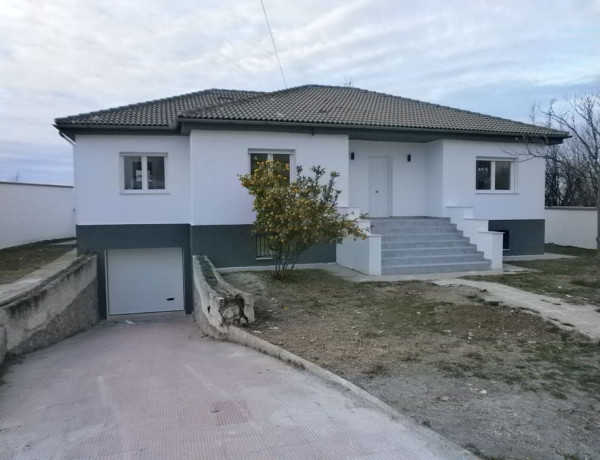 Casa o chalet independiente en venta en Urb. Los Cerezos, Gojar