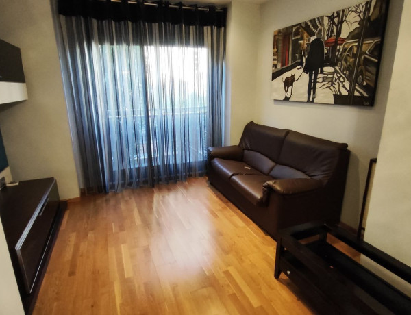 Piso en venta en calle Montreal 76, 13