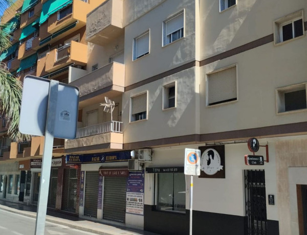 Piso en venta en calle Camilo José Cela, 5