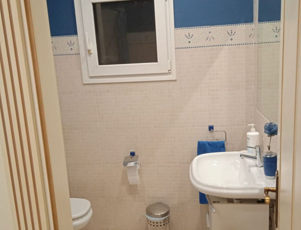 Piso en venta en calle Camilo José Cela, 5