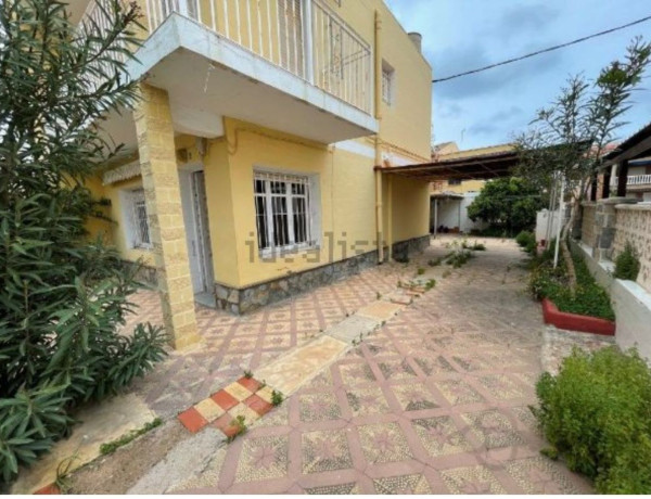 Casa de pueblo en venta en calle Laguna Grande de Quero, 18